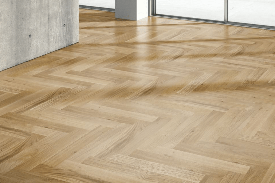 parquet flotante en espiga